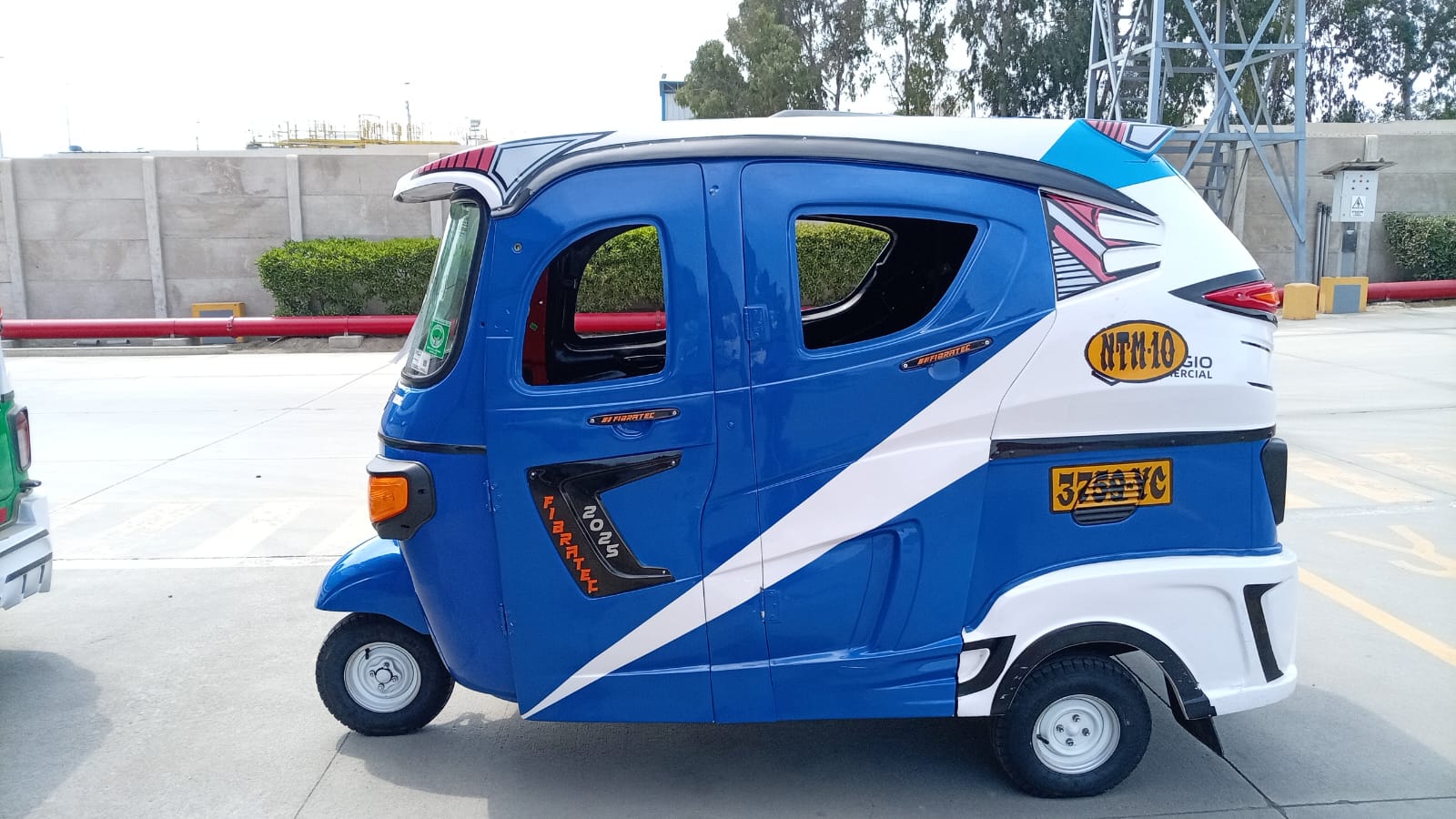 Ape City 200 (Dual GLP)